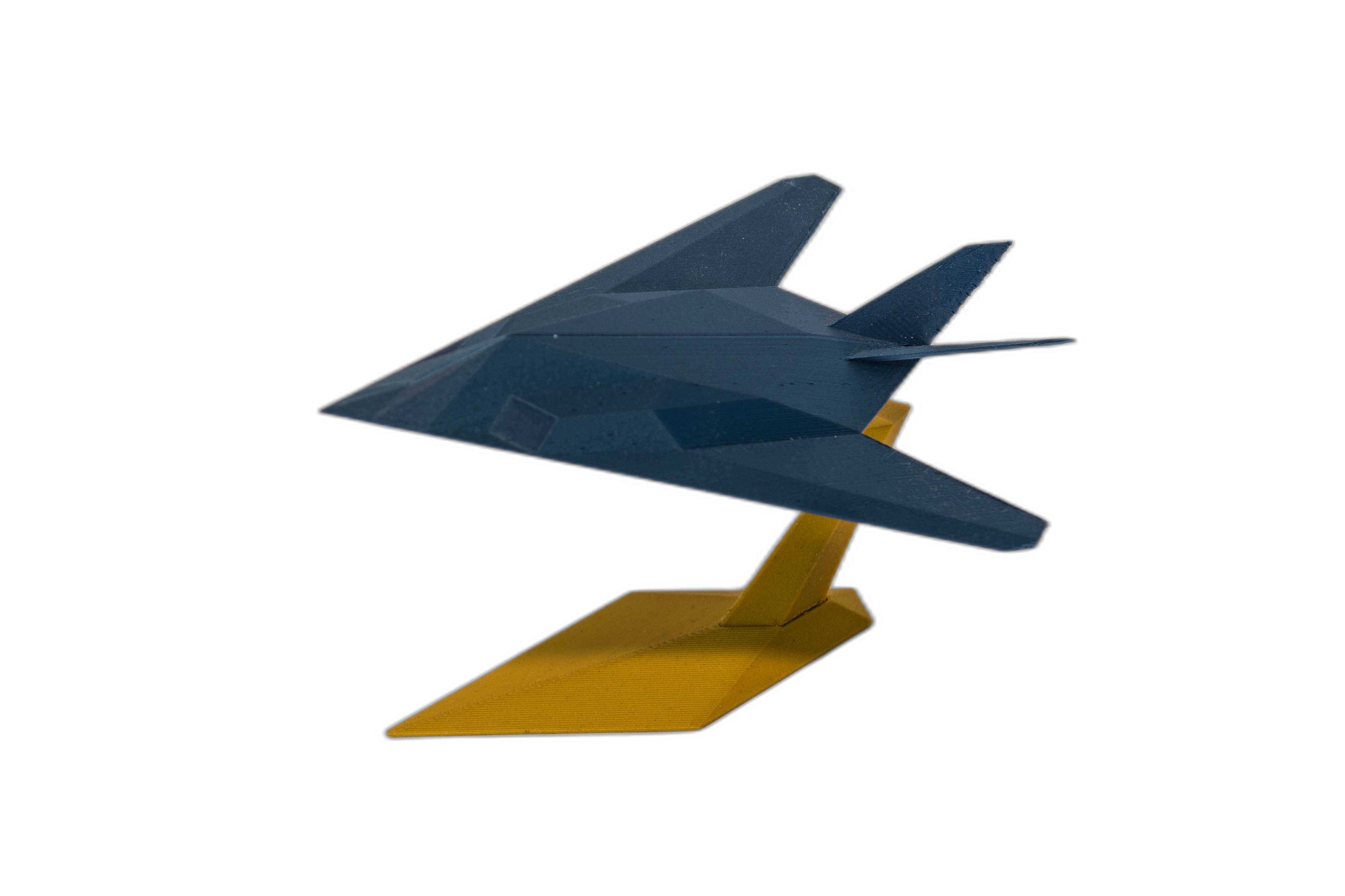 Avion Stealth – Miniatură Geometrică pe Suport